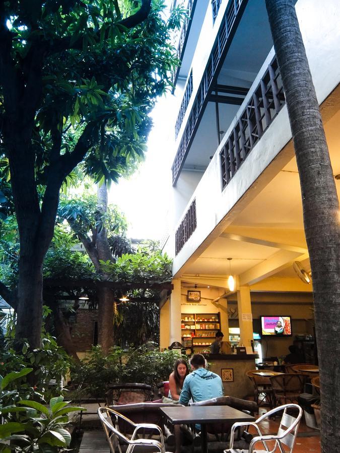 Lamphuhouse Bangkok Hotel Exterior photo