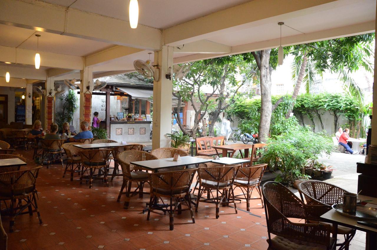 Lamphuhouse Bangkok Hotel Exterior photo